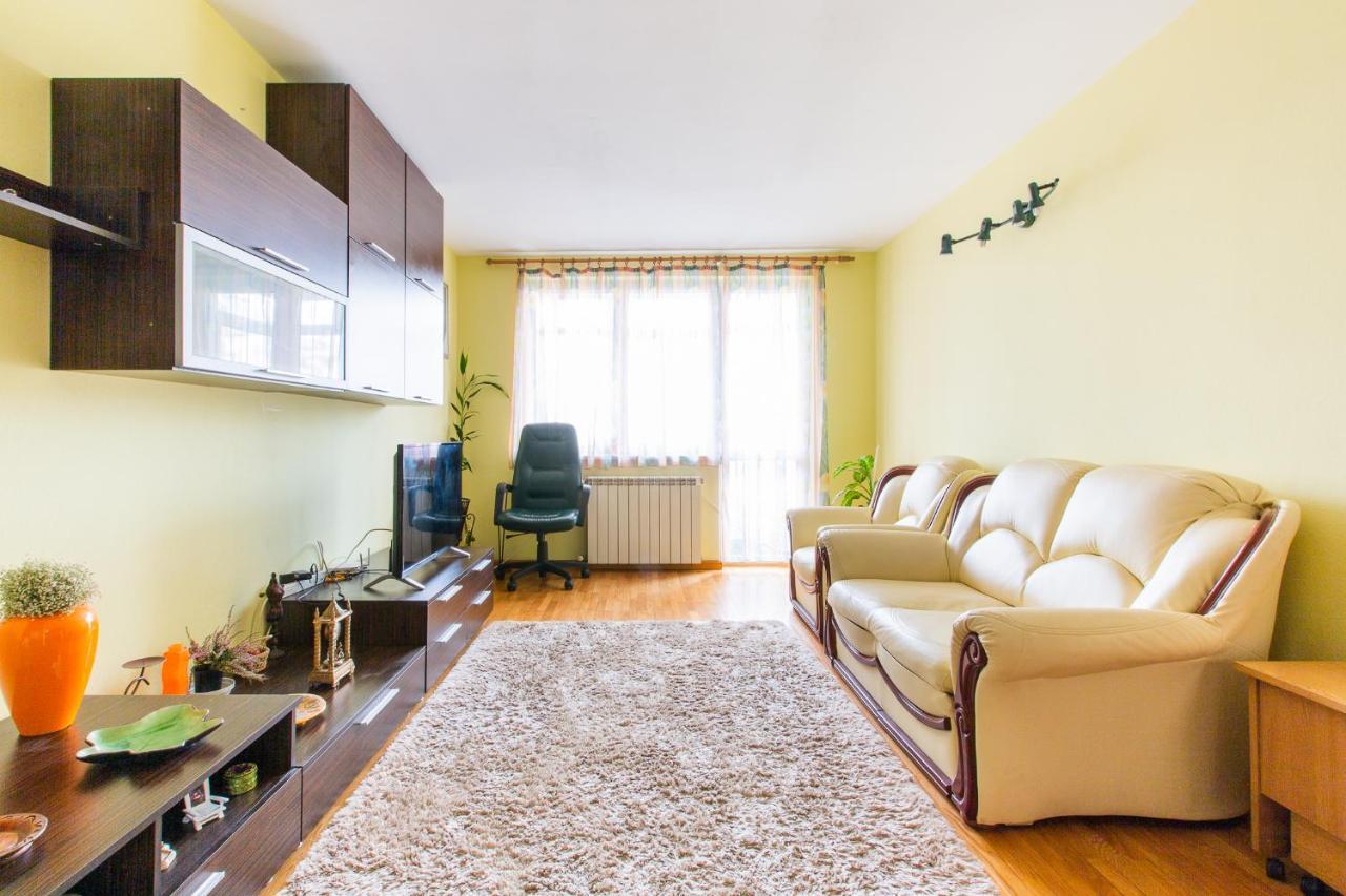 Cozy Apartment Bukarest Exteriör bild